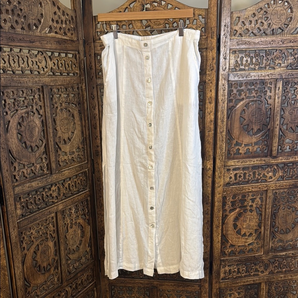 C&C California White Button-Down Maxi Skirt